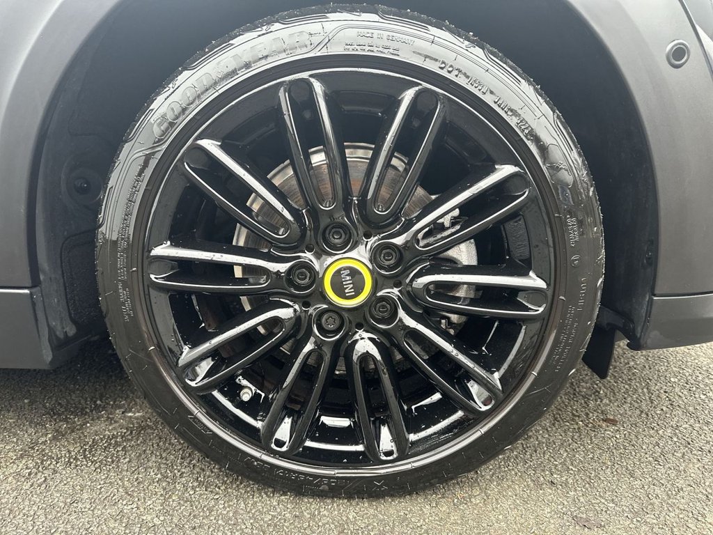 Used MINI Electric Hatch 2023 for sale - 76792384: Photo 11