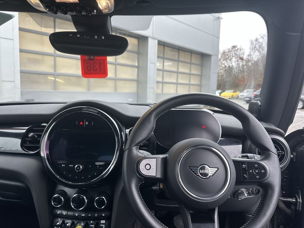 Used MINI Electric Hatch 2023 for sale - 76792384: Photo 14