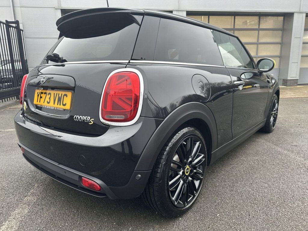 Used MINI Electric Hatch 2023 for sale - 76792384: Photo 8