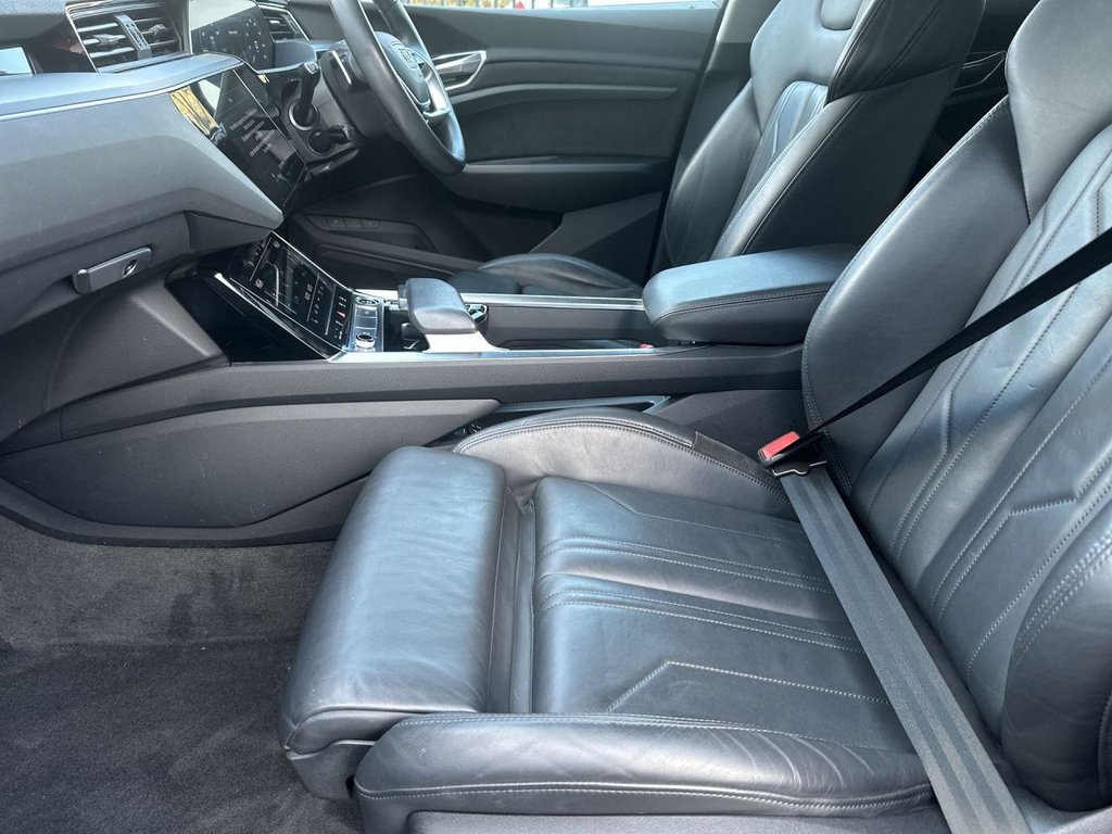 Used Audi e-tron 2021 for sale - 76953977: Photo 16