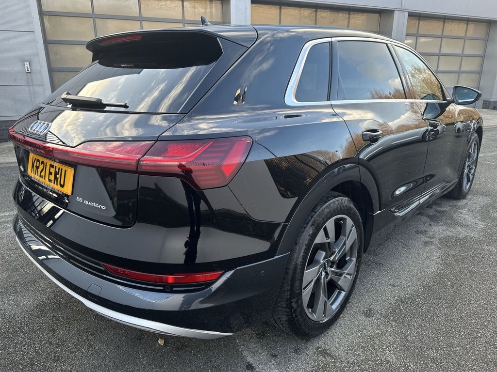 Used Audi e-tron 2021 for sale - 76953977: Photo 8