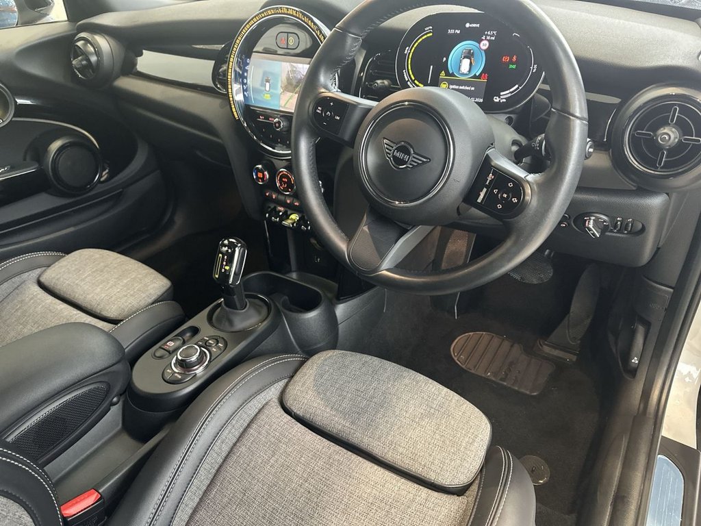 Used MINI Electric Hatch 2022 for sale - 76792366: Photo 15