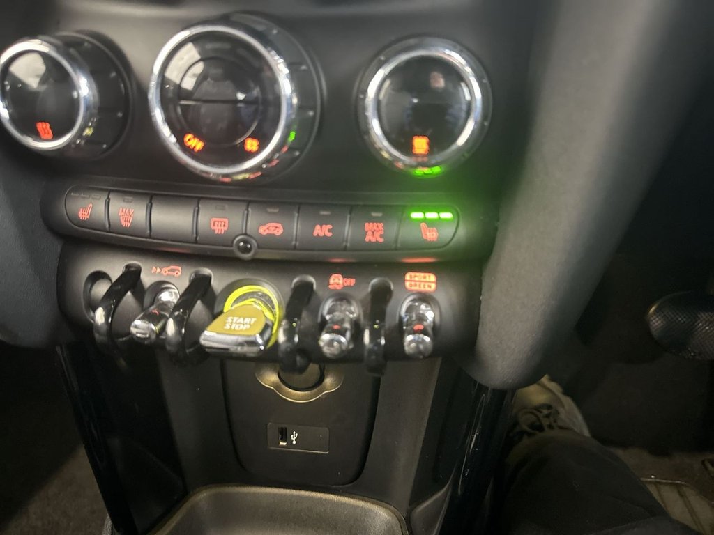 Used MINI Electric Hatch 2022 for sale - 76792366: Photo 23