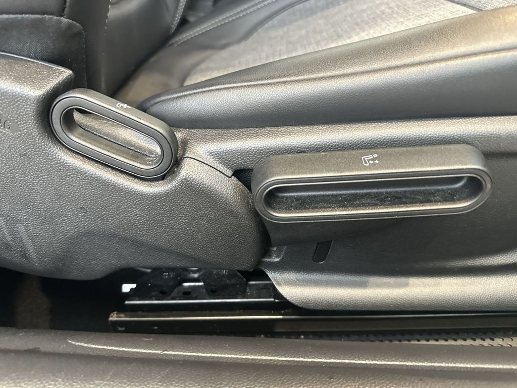 Used MINI Electric Hatch 2022 for sale - 76792366: Photo 24