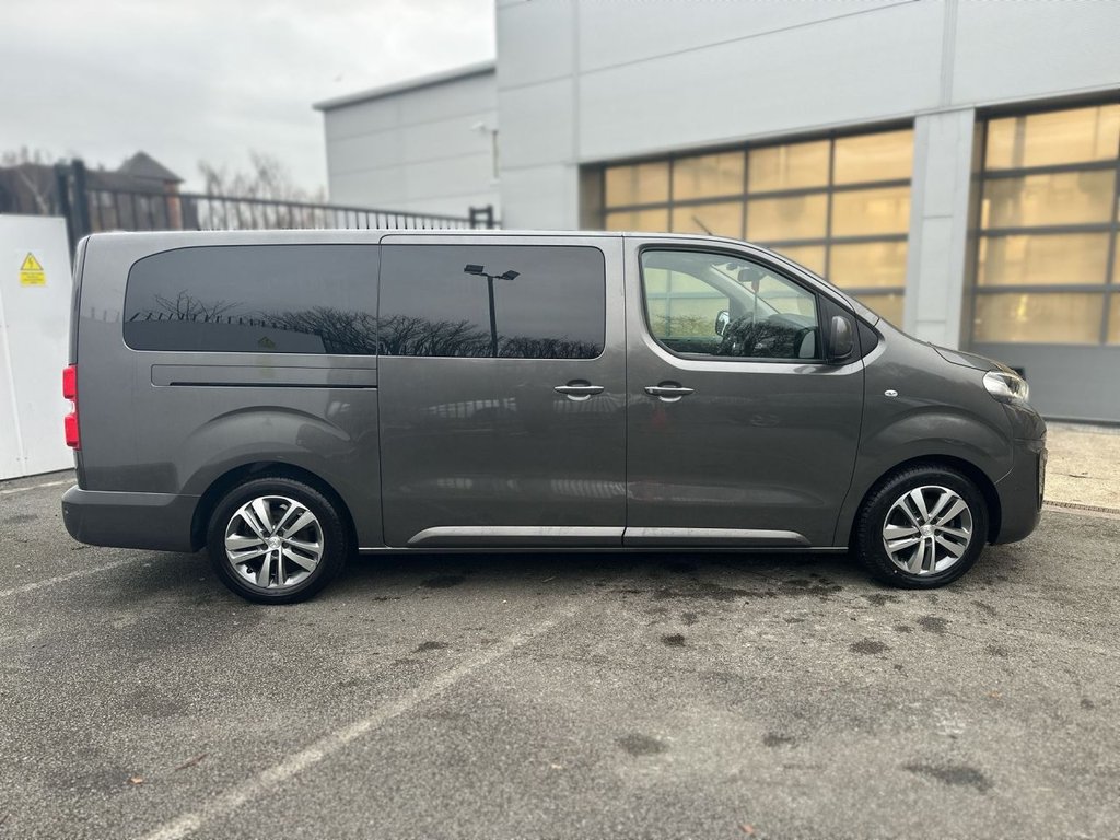 Used Peugeot e-Traveller 2022 for sale - 76791994: Photo 16