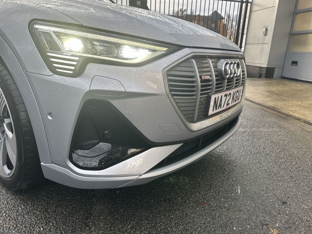 Used Audi e-tron 2022 for sale - 77249779: Photo 10