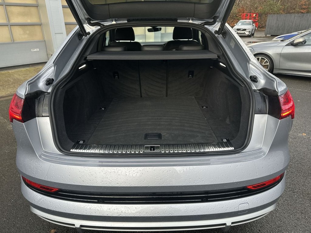 Used Audi e-tron 2022 for sale - 77249779: Photo 12