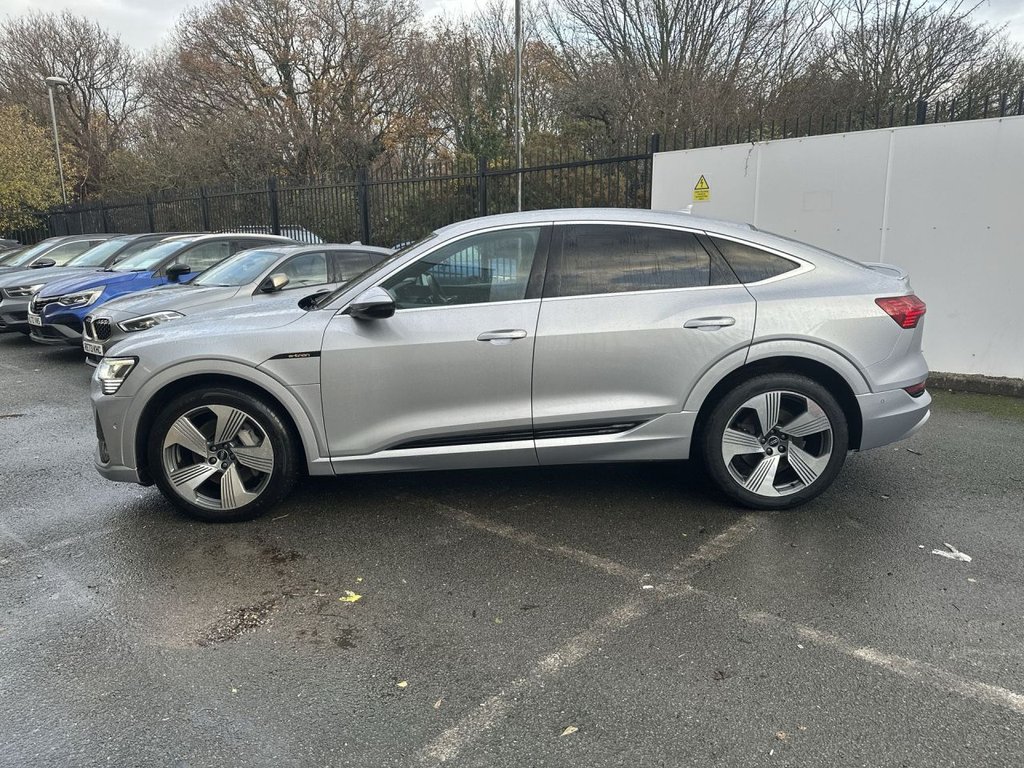 Used Audi e-tron 2022 for sale - 77249779: Photo 5