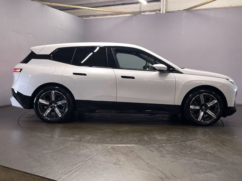 Used BMW iX 2022 for sale - 77212148: Photo 9