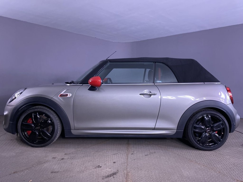 Used MINI Convertible 2018 for sale - 77301810: Photo 5