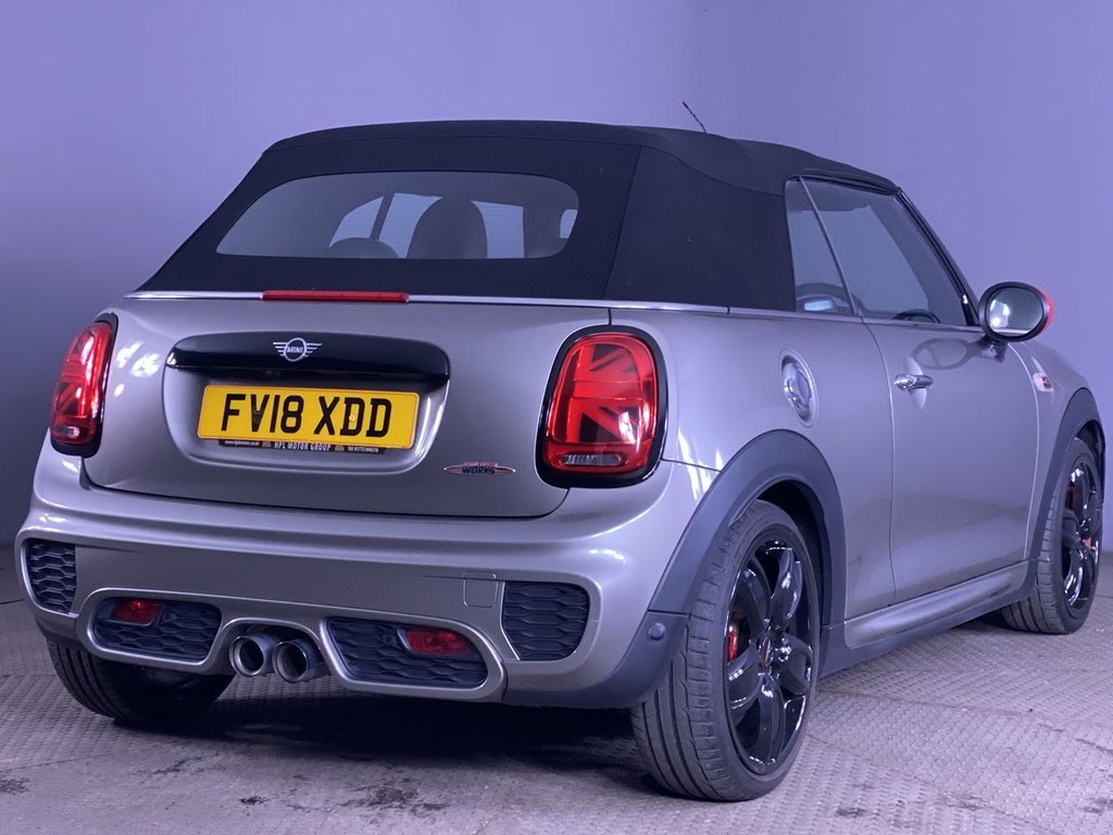 Used MINI Convertible 2018 for sale - 77301810: Photo 8