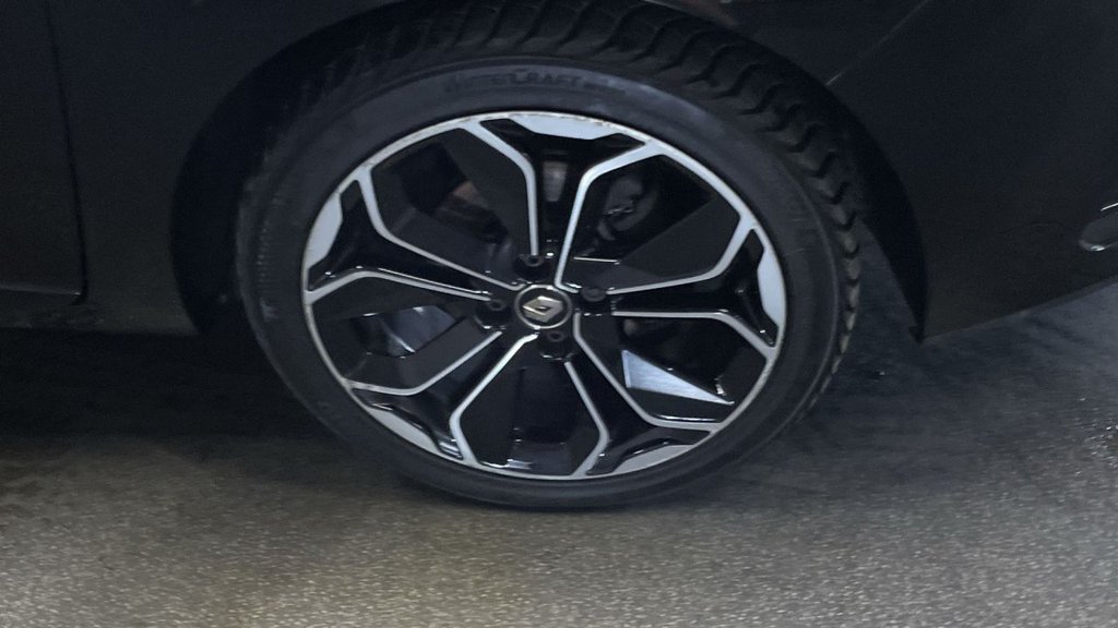 Used Renault Clio 2018 for sale - 77498374: Photo 11