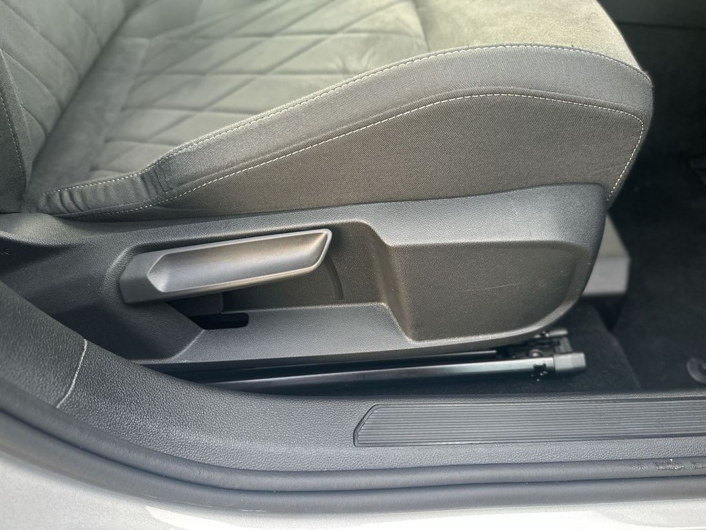 Used Volkswagen Golf 2024 for sale - 76792005: Photo 20