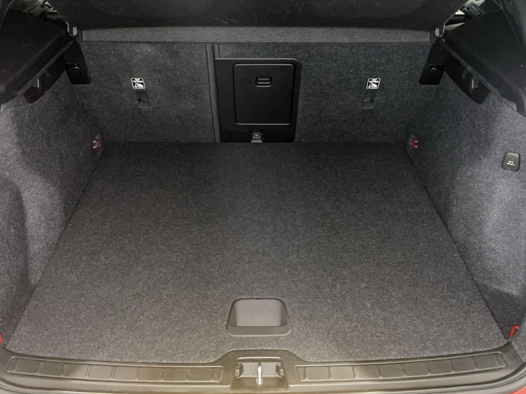 Used Volvo XC40 2021 for sale - 77809965: Photo 13