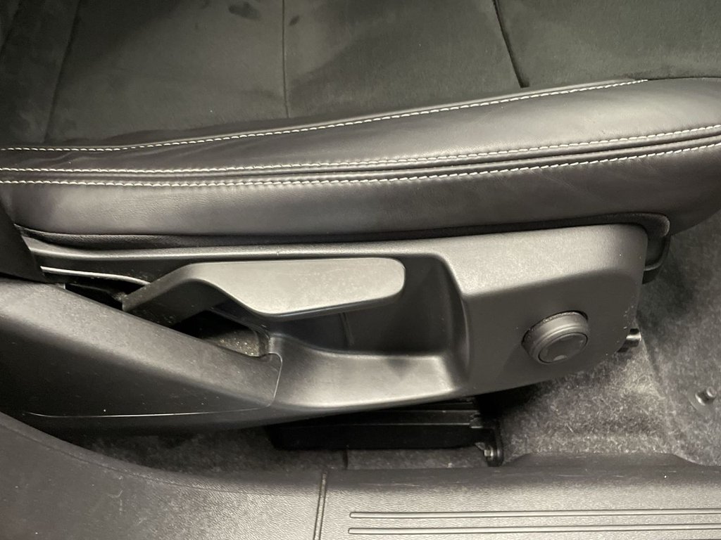 Used Volvo XC40 2021 for sale - 77809965: Photo 23