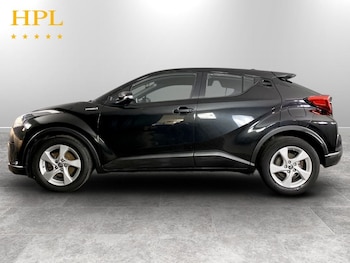 Used Toyota C-HR 2019 for sale - 78839228: Photo