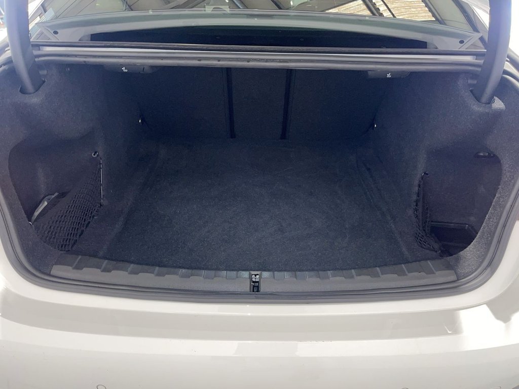 Used BMW 3 Series 2019 for sale - 77110425: Photo 11