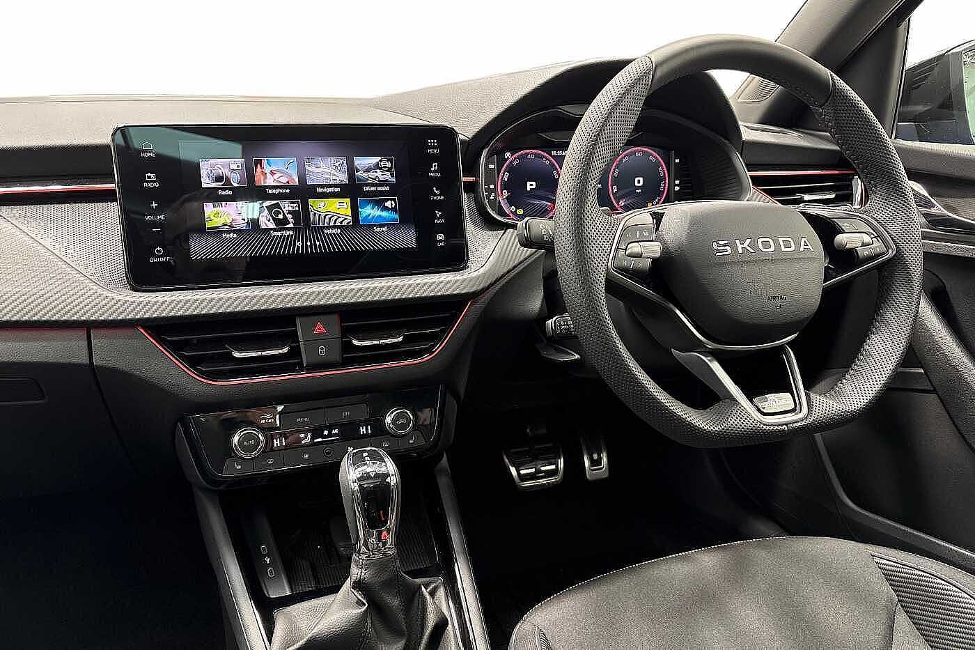 Used Skoda Kamiq 2025 for sale - 76746541: Photo 2