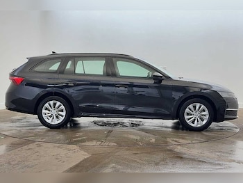 Used Skoda Octavia 2025 for sale - 77577820: Photo