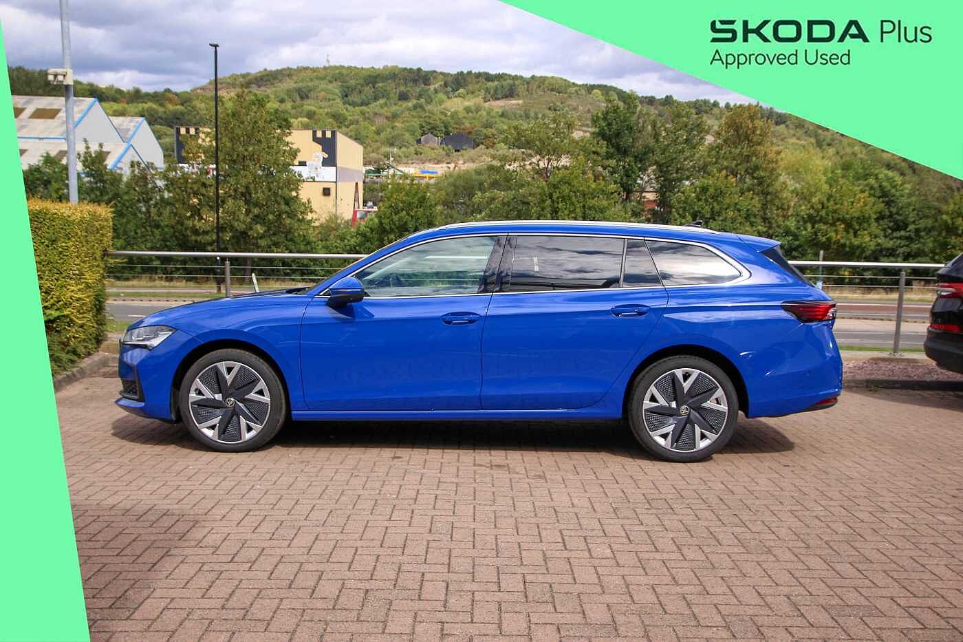 Used Skoda Superb 2025 for sale - 76957395: Photo 4