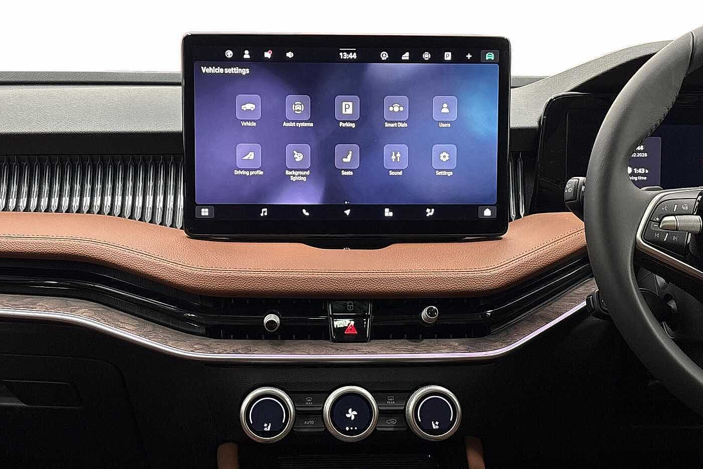 Used Skoda Superb 2025 for sale - 77834191: Photo 12