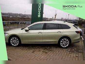 Used Skoda Superb 2025 for sale - 78235872: Photo