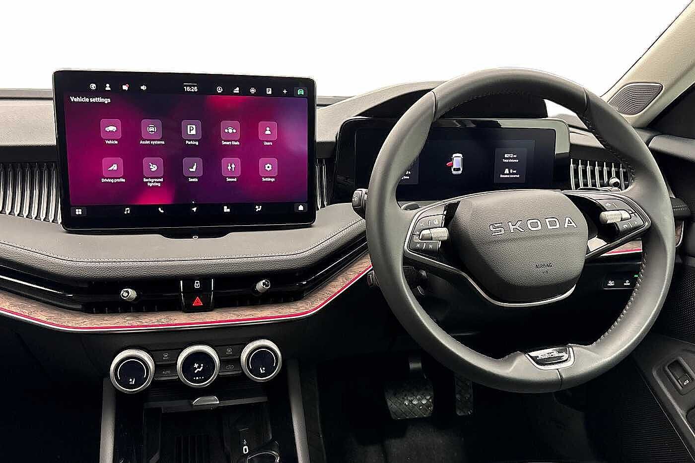 Used Skoda Superb 2025 for sale - 77687207: Photo 2