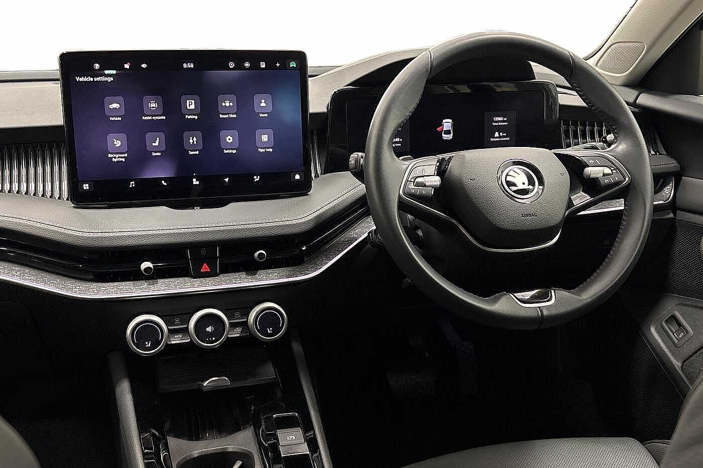 Used Skoda Superb 2024 for sale - 77974606: Photo 2