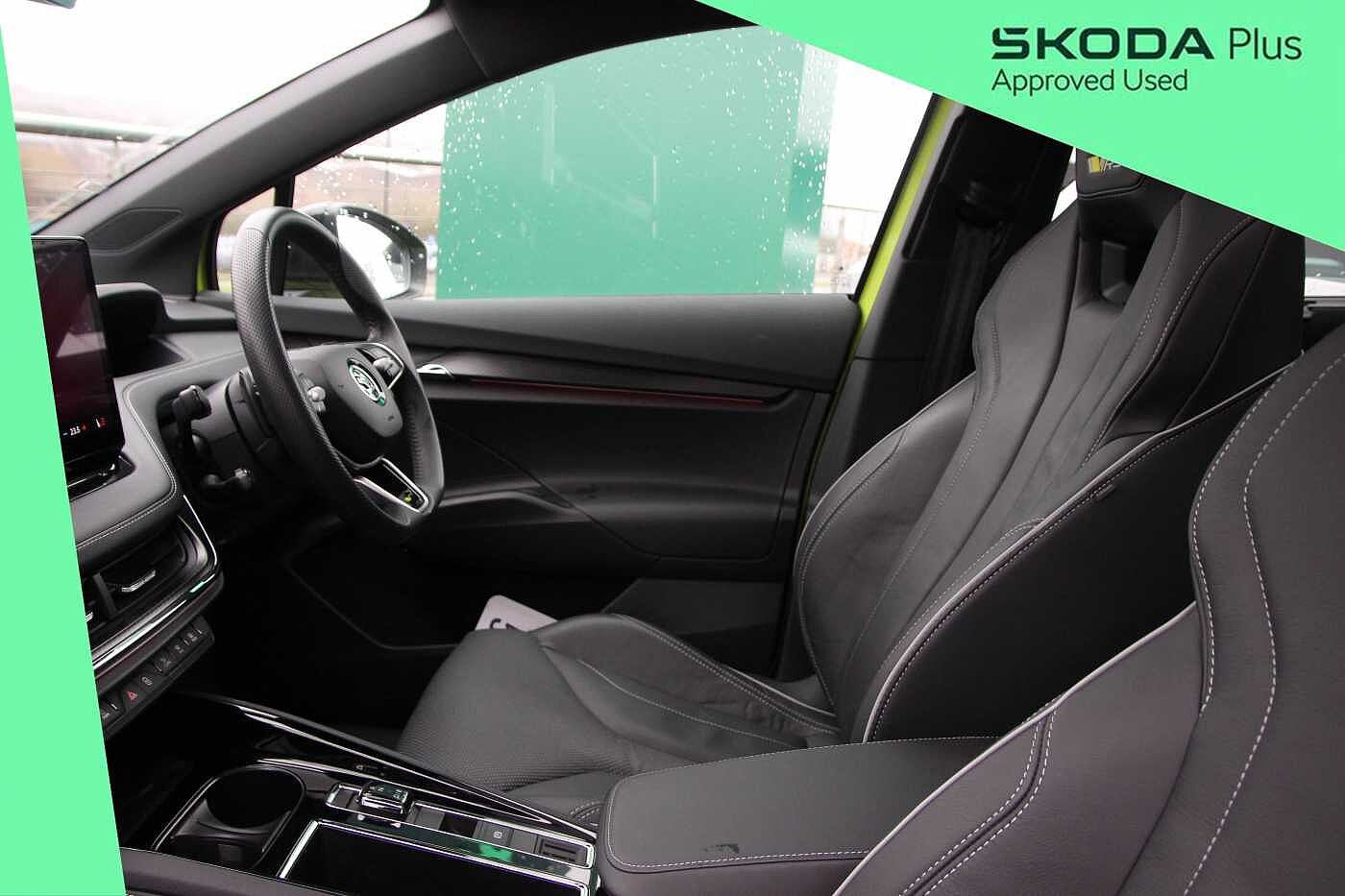 Used Skoda Enyaq 2025 for sale - 77577834: Photo 2