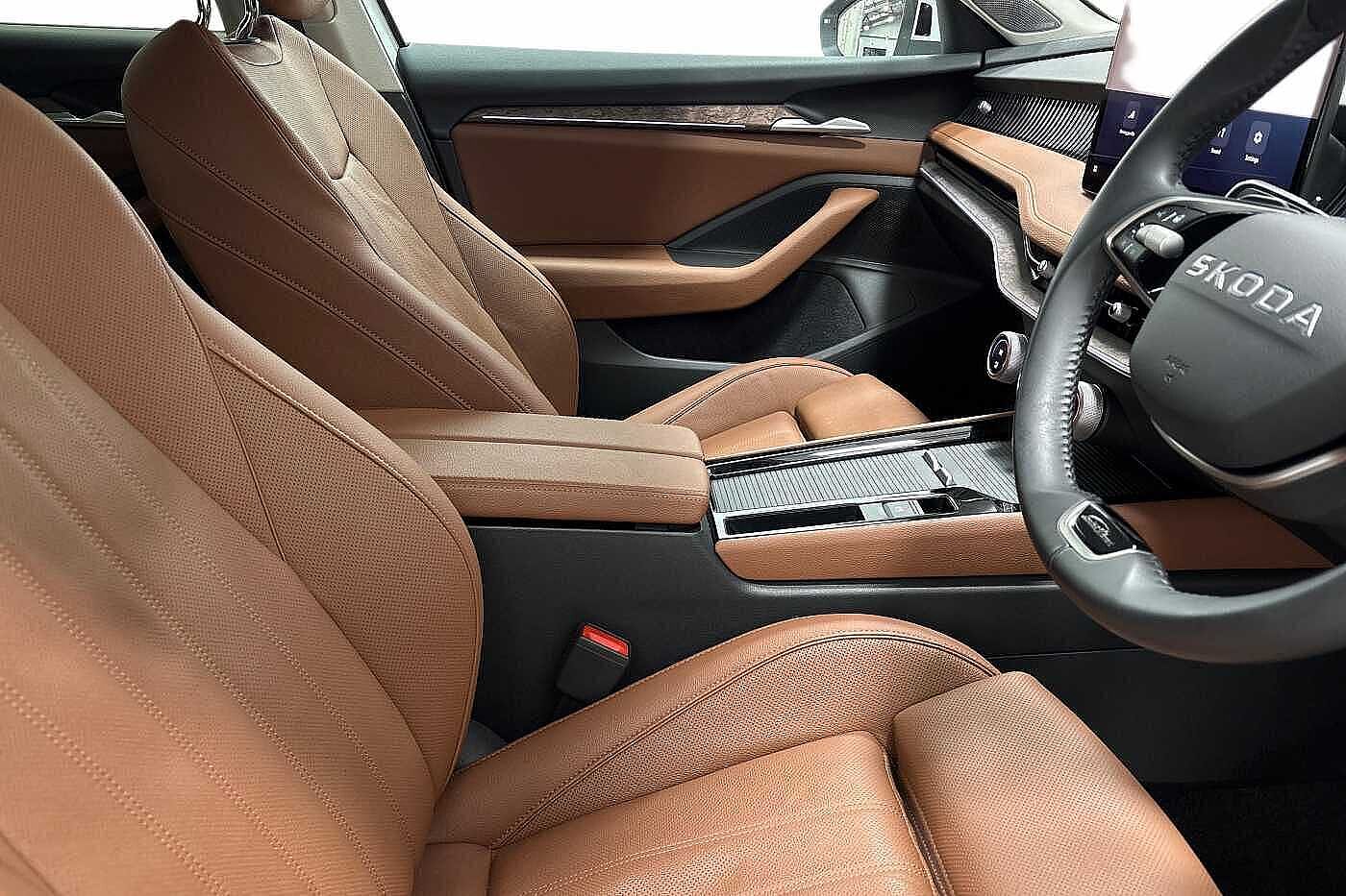 Used Skoda Superb 2025 for sale - 76718720: Photo 10