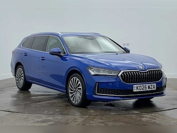 2025 (25) - 2.0 TDI 193 Laurin + Klement 4X4 5dr DSG