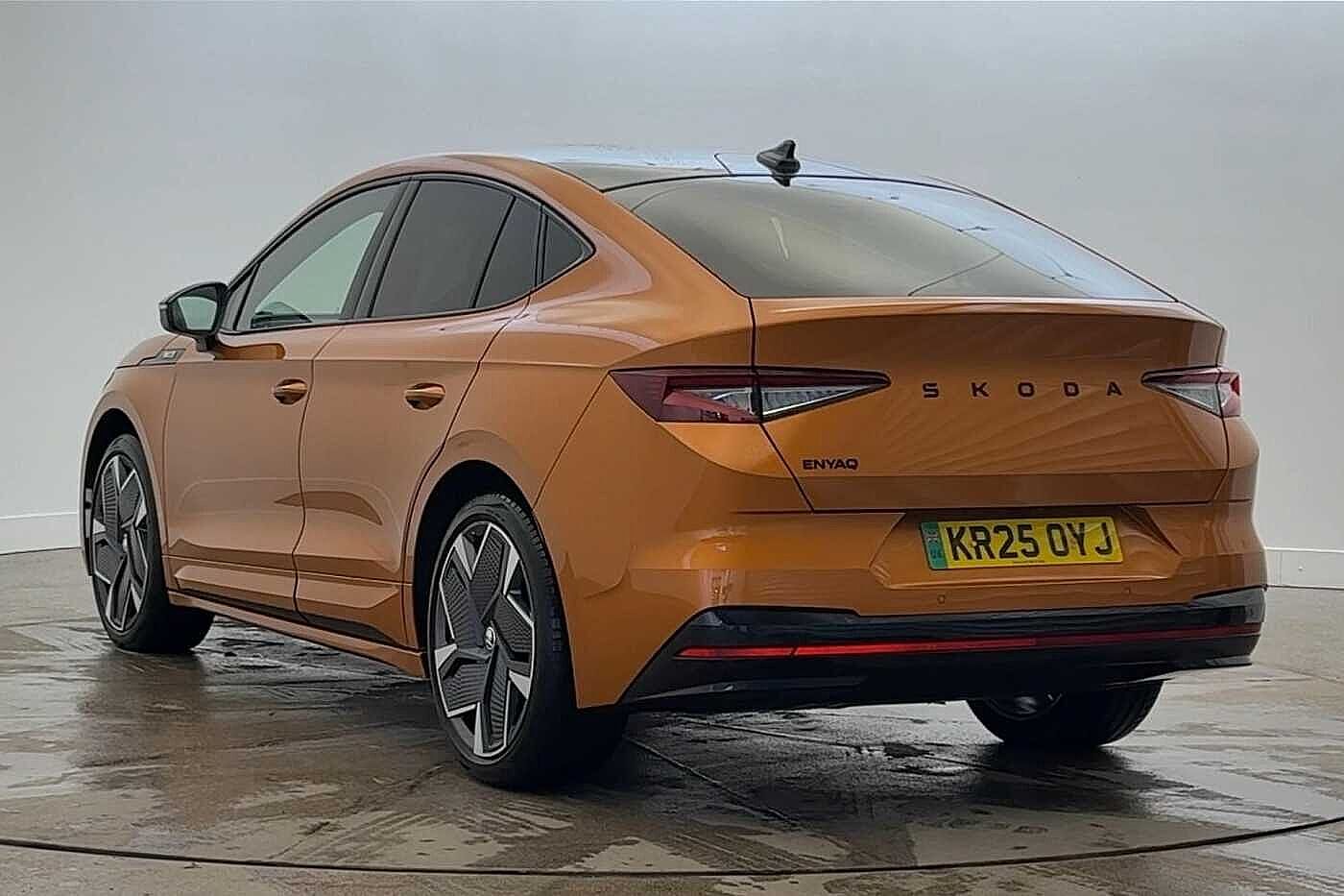 Used Skoda Enyaq 2025 for sale - 77700616: Photo 3