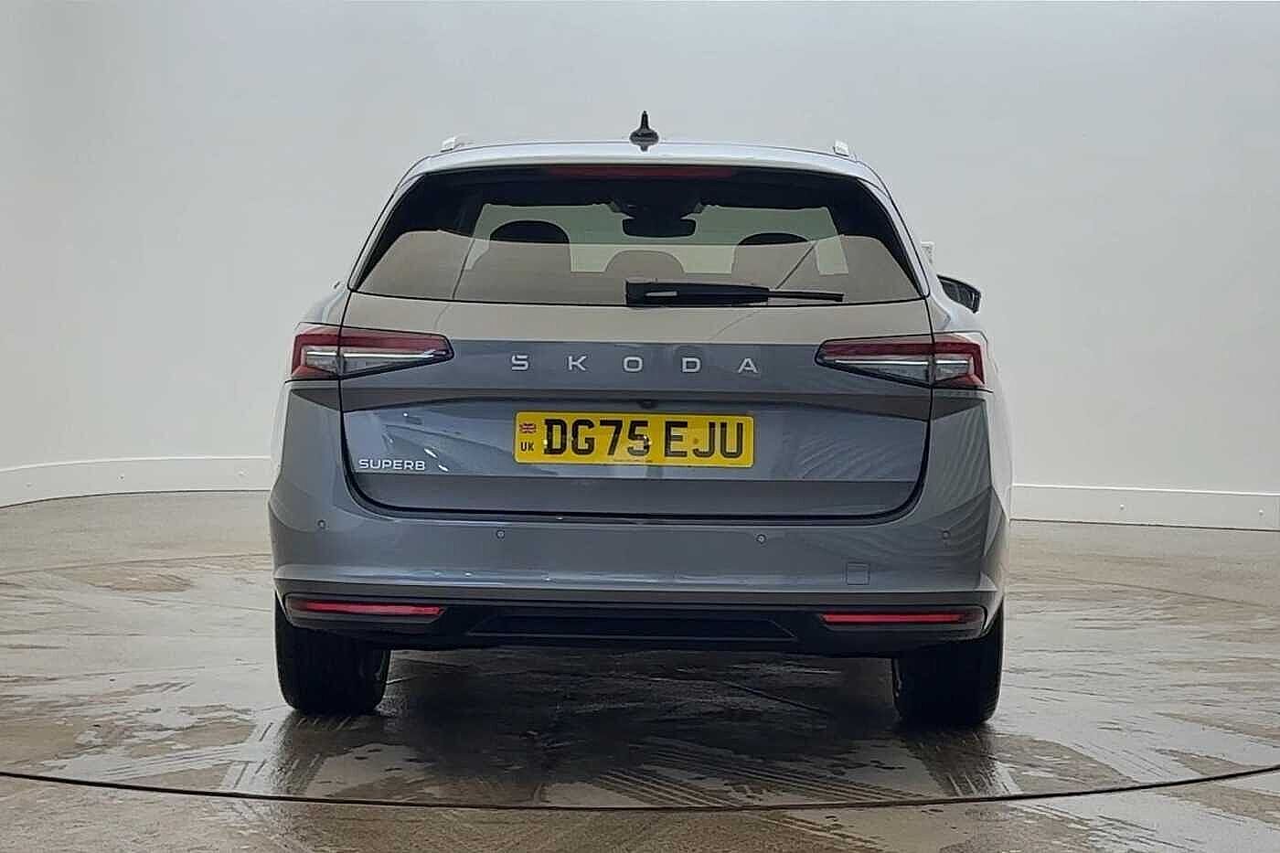 Used Skoda Superb 2025 for sale - 77687209: Photo 8