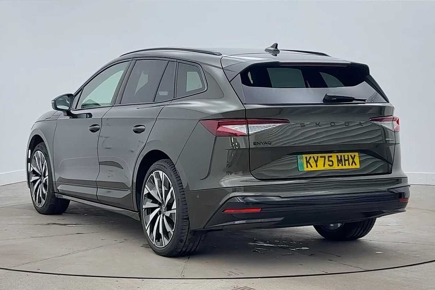 Used Skoda Enyaq 2025 for sale - 77601796: Photo 3