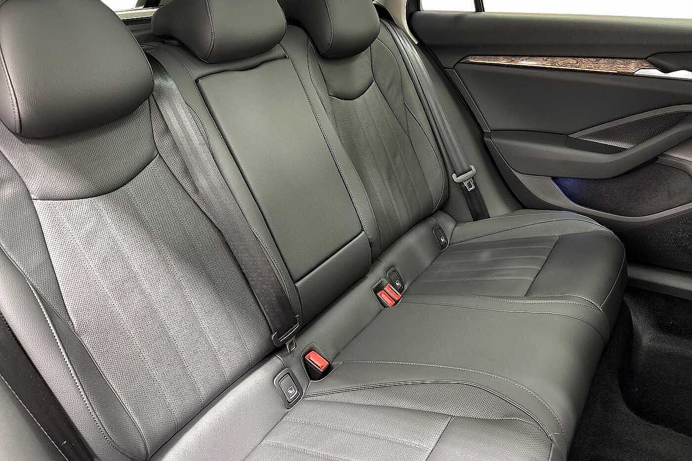 Used Skoda Superb 2025 for sale - 76968789: Photo 9