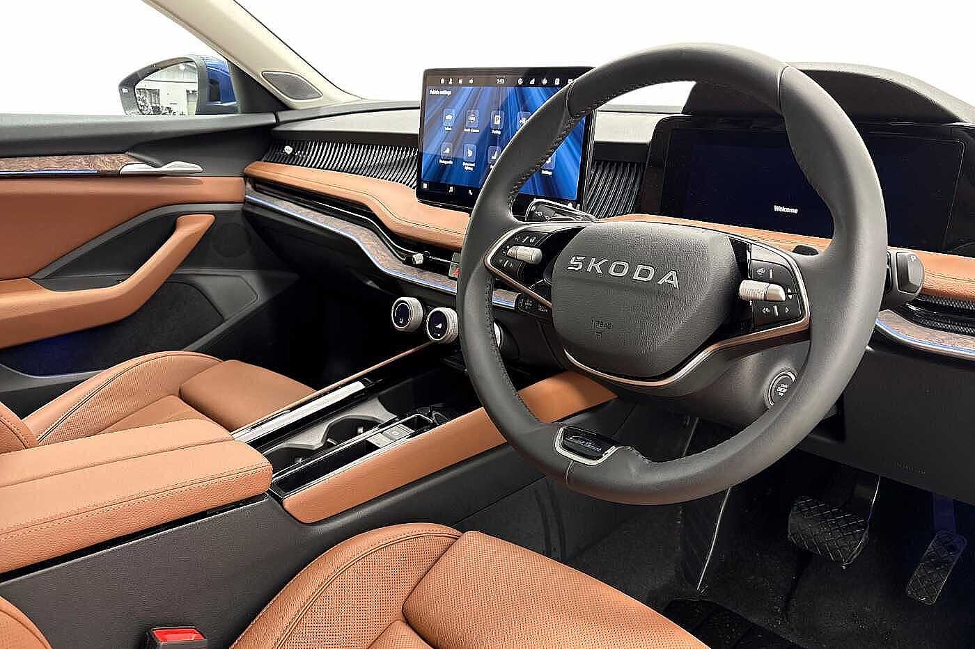 Used Skoda Superb 2025 for sale - 77577858: Photo 6