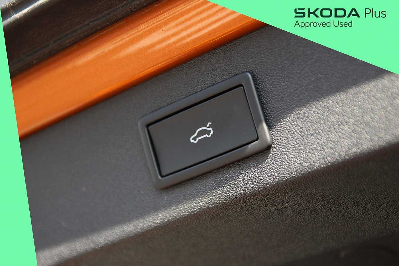 Used Skoda Enyaq 2025 for sale - 77791645: Photo 15