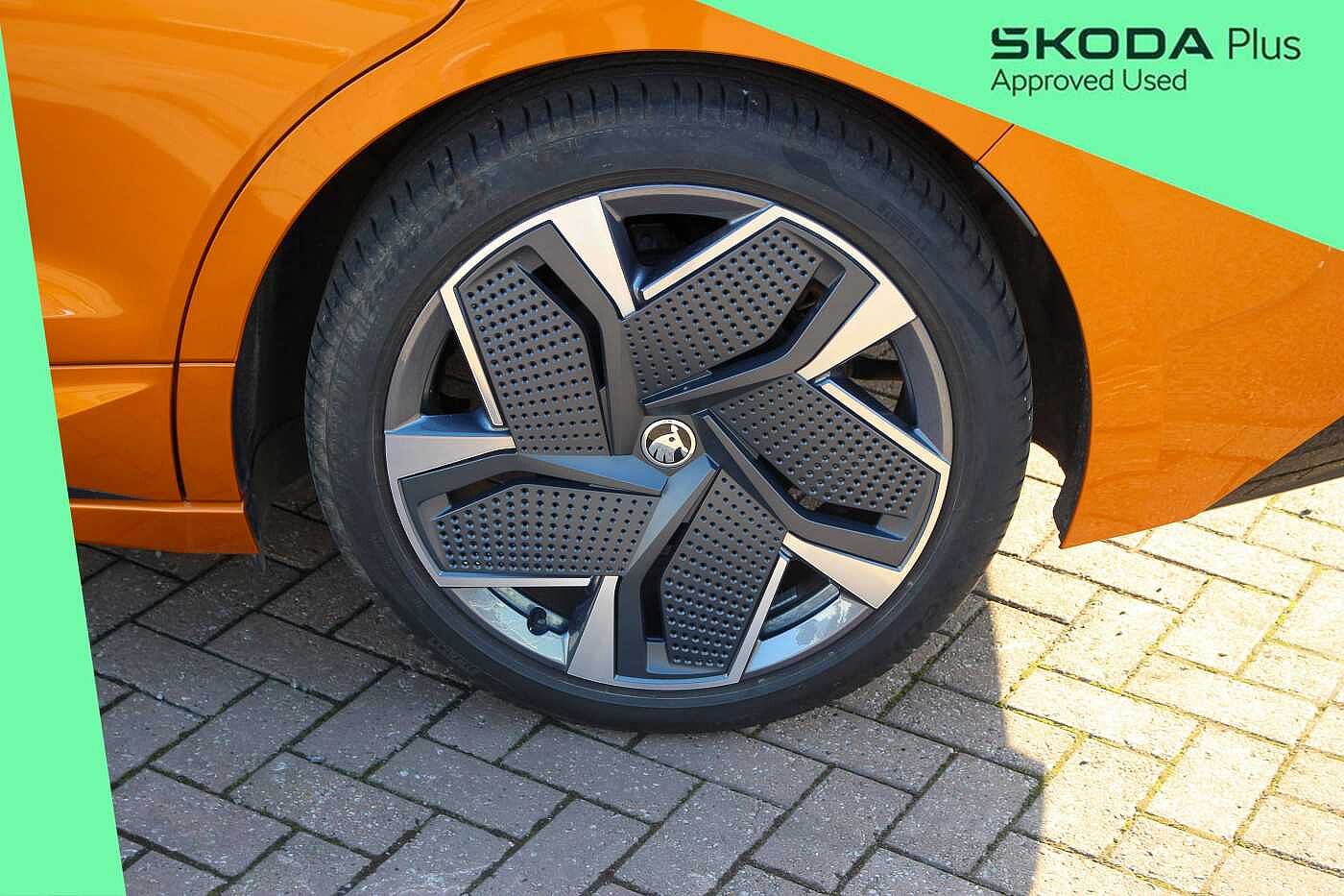 Used Skoda Enyaq 2025 for sale - 77791645: Photo 5