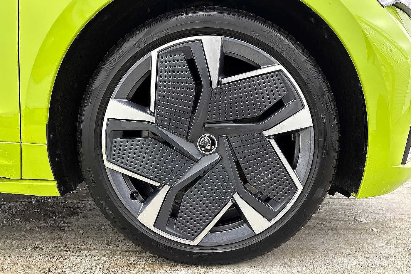 Used Skoda Enyaq 2025 for sale - 77334448: Photo 5