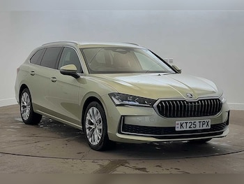 Used Skoda Superb 2025 for sale - 77206799: Photo