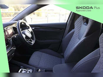 Used Skoda Octavia 2024 for sale - 76916609: Photo