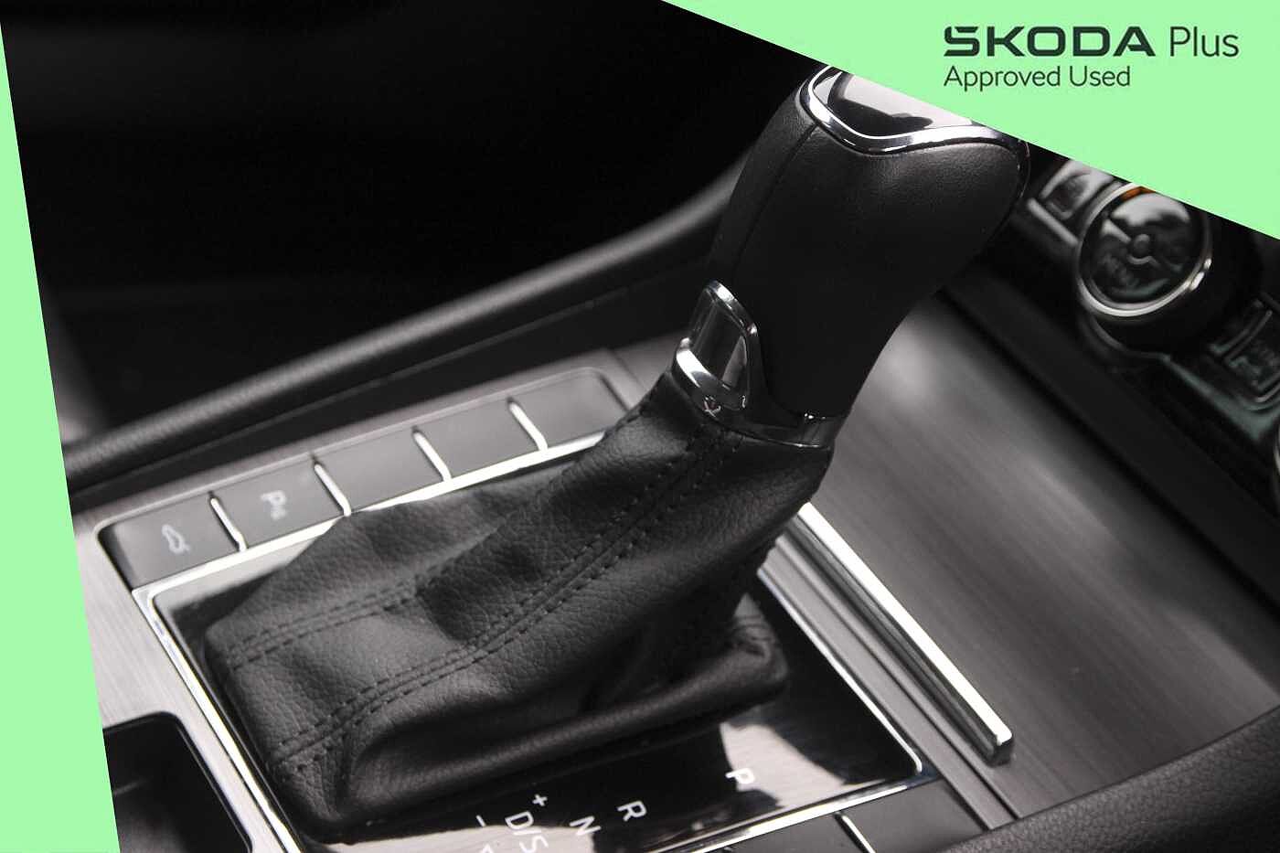 Used Skoda Superb 2022 for sale - 76675660: Photo 25