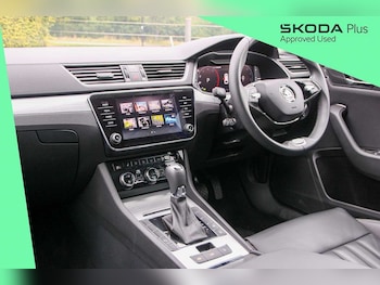 Used Skoda Superb 2024 for sale - 78235860: Photo