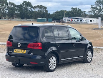 Used Volkswagen Touran 2013 for sale - 79322308: Photo