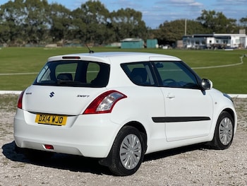 Used Suzuki Swift 2014 for sale - 76029595: Photo