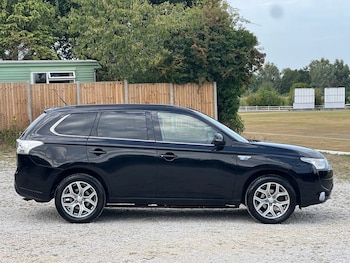 Used Mitsubishi Outlander 2014 for sale - 75548518: Photo