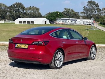 Used Tesla Model 3 2019 for sale - 78702756: Photo