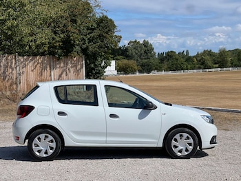 Used Dacia Sandero 2020 for sale - 79322299: Photo