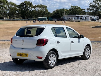 Used Dacia Sandero 2020 for sale - 79322299: Photo