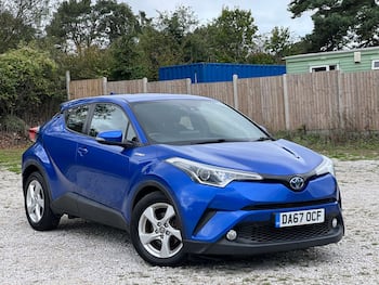 Used Toyota C-HR 2017 for sale - 79664111: Photo